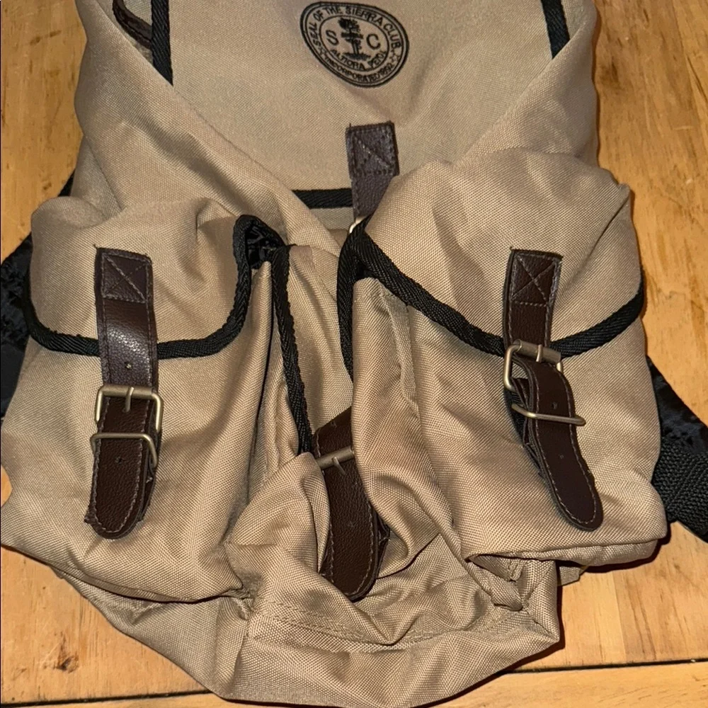 Sierra Club khaki beige lightweight Canvas Backpack Rucksack - Picture 4 of 7